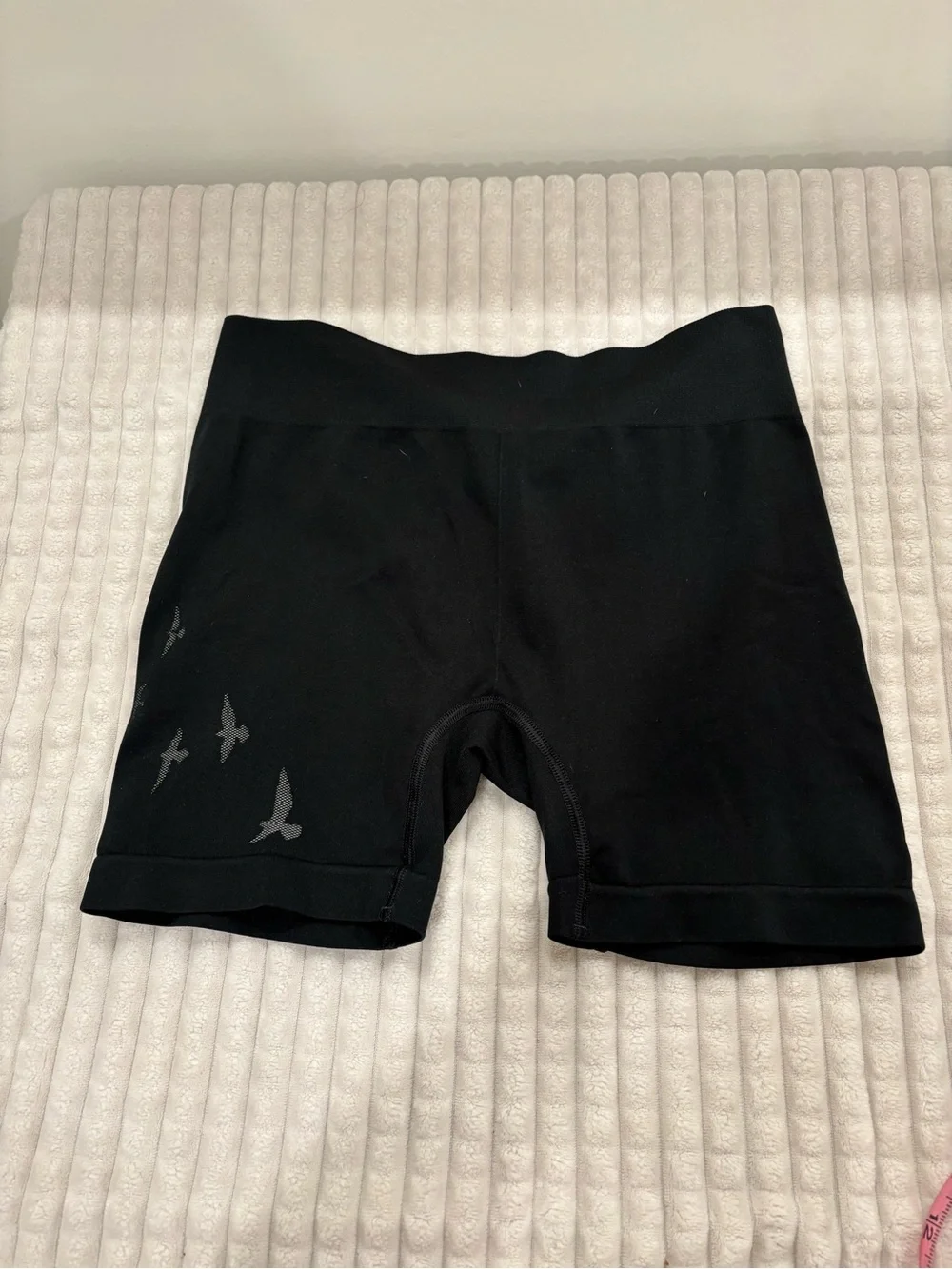 oiselle Black Women's Athletic Bike Shorts with Bird Motif